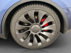 Tesla Model Y bild 31