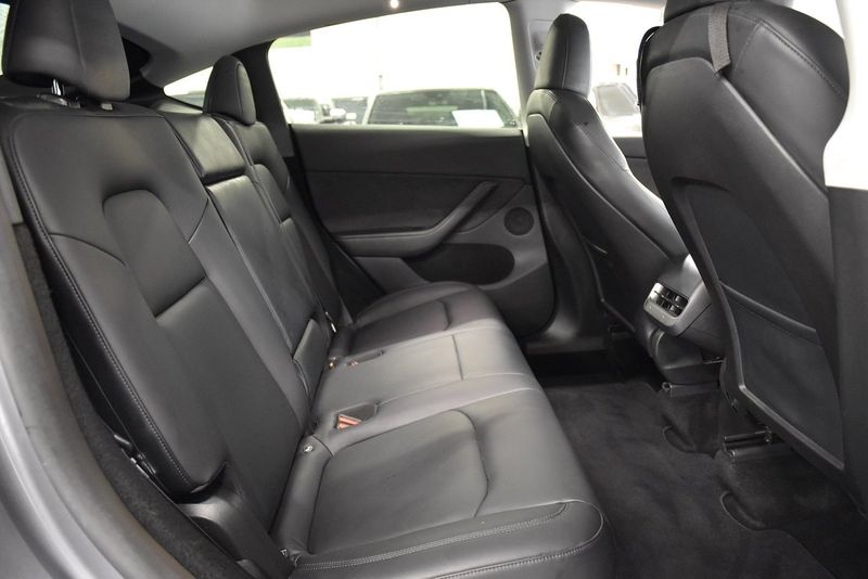 Tesla Model Y bild 14