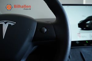 Tesla Model Y bild 12