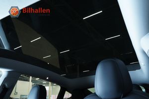 Tesla Model Y bild 27