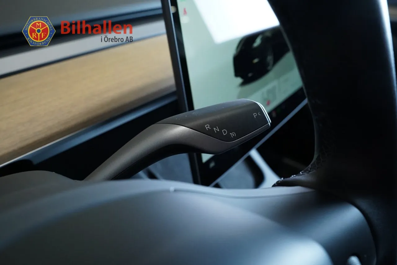 Tesla Model Y bild 14