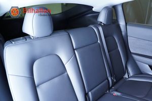 Tesla Model Y bild 19