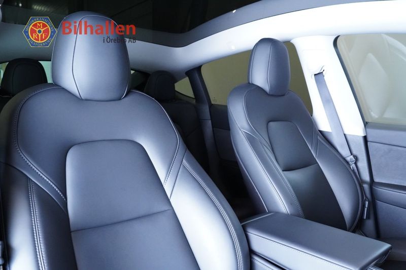 Tesla Model Y bild 15
