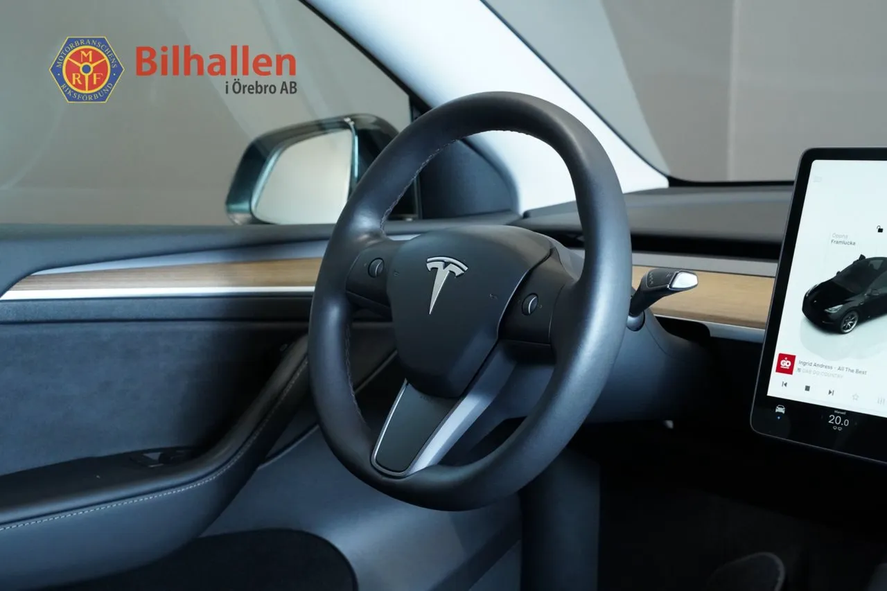 Tesla Model Y bild 9
