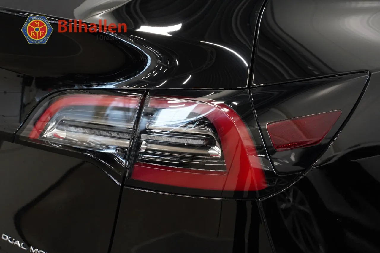 Tesla Model Y bild 6