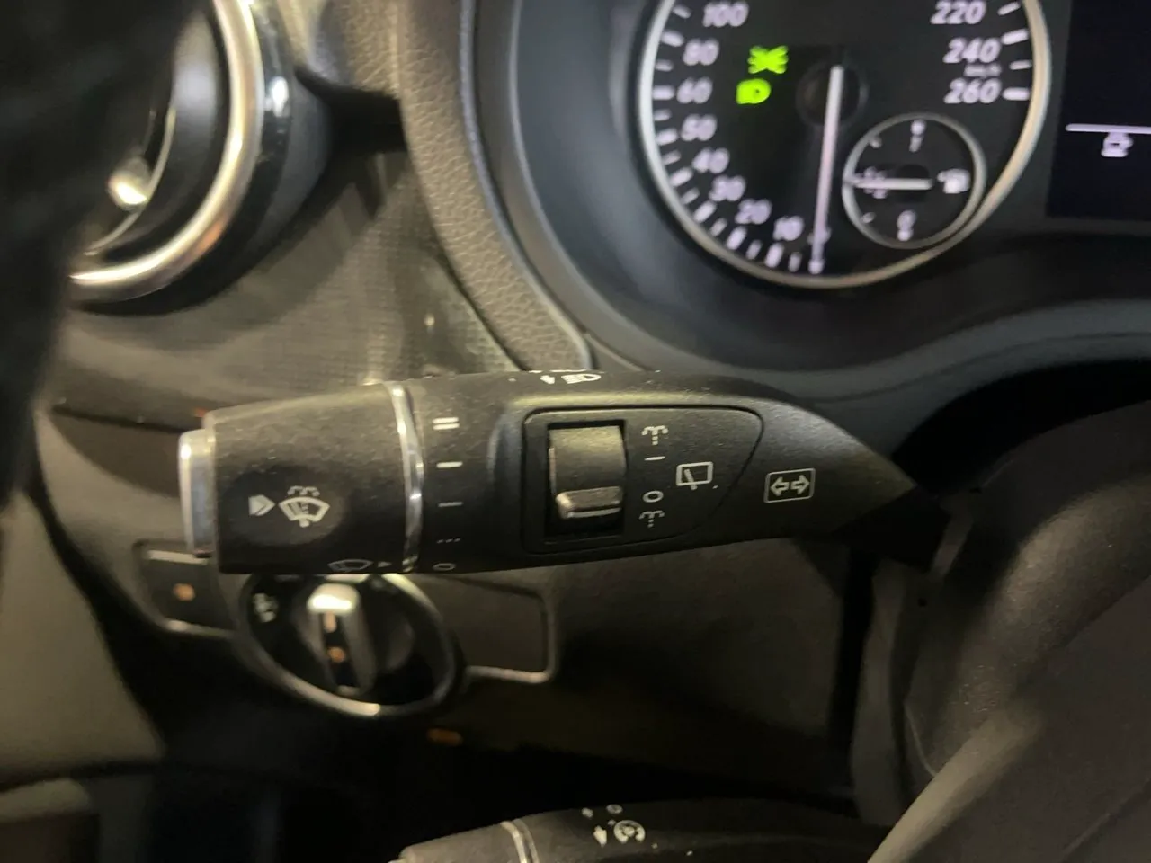 Mercedes B220 bild 17