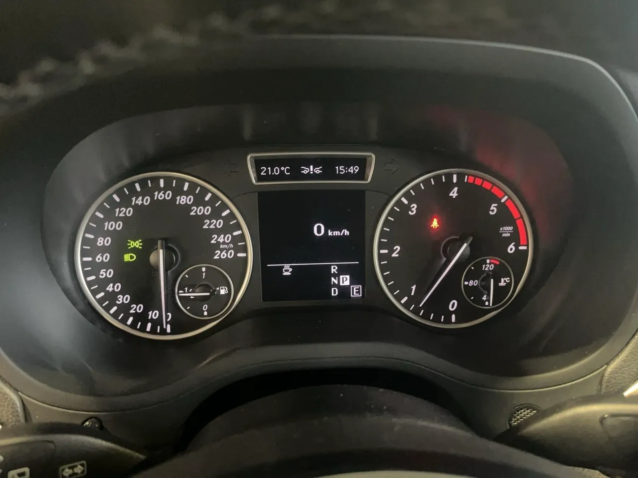 Mercedes B220 bild 19