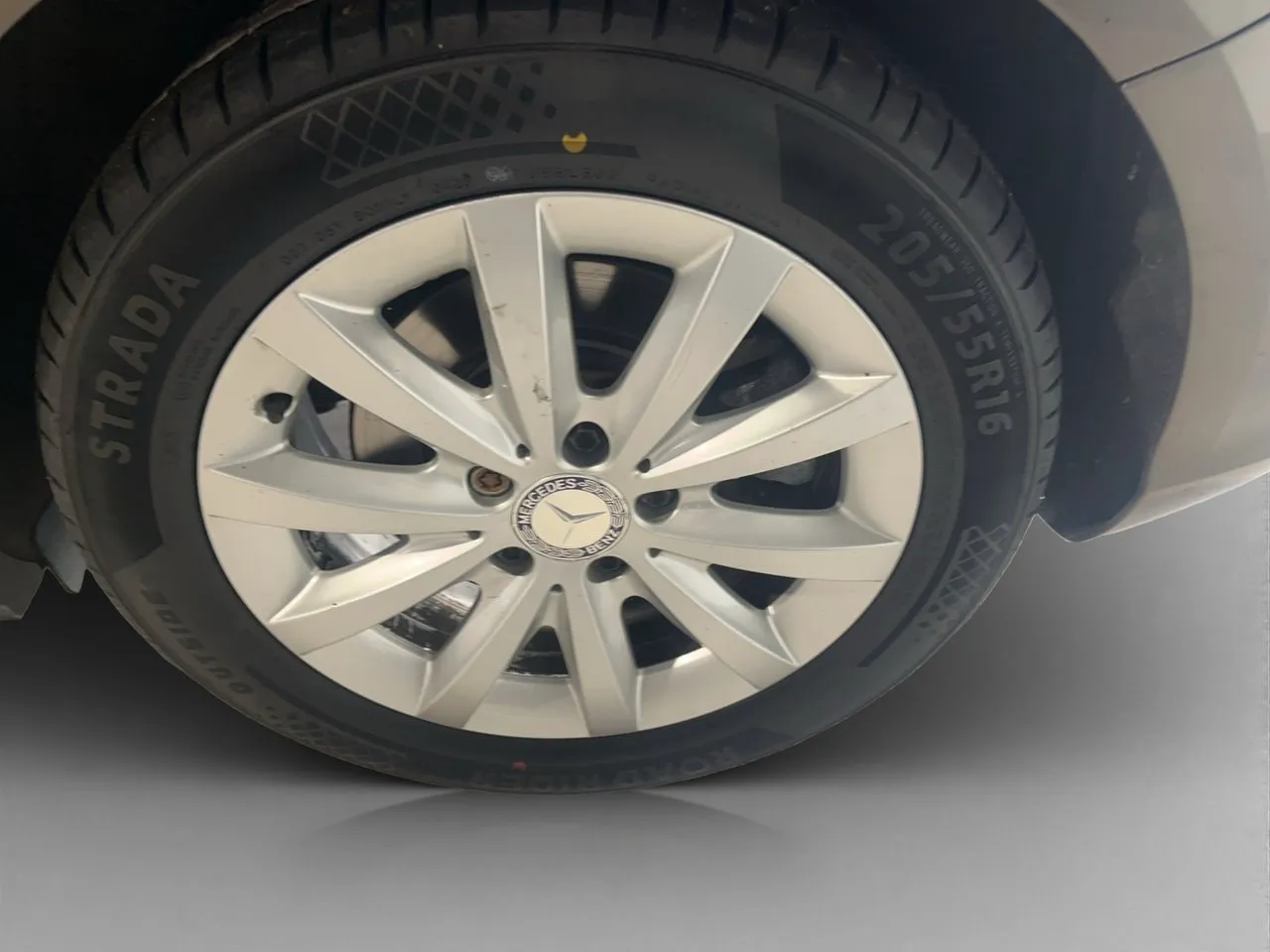 Mercedes B220 bild 24