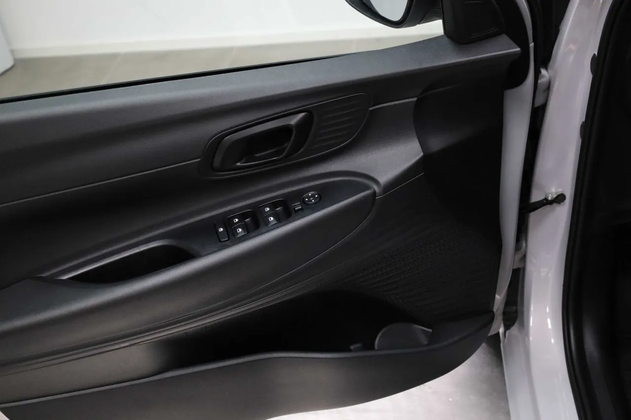 Hyundai i20 bild 15