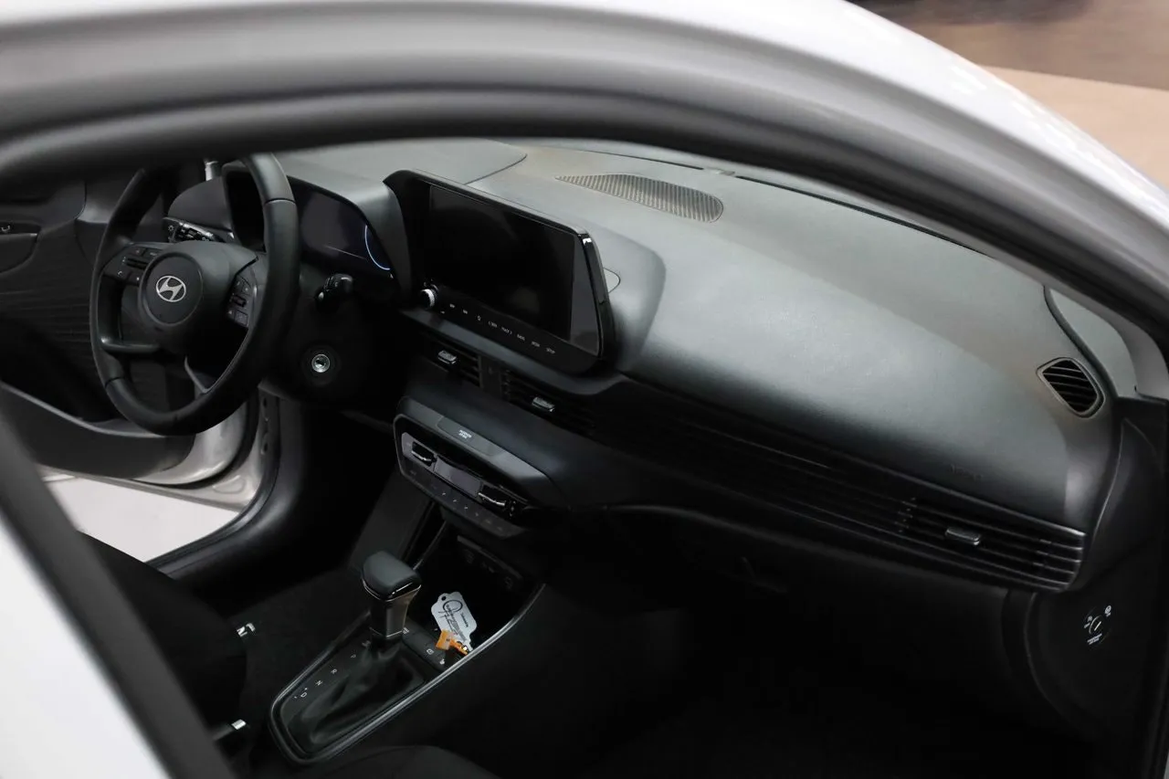 Hyundai i20 bild 7