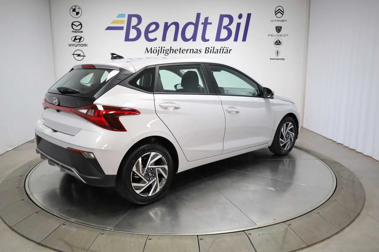 Hyundai i20 bild 16