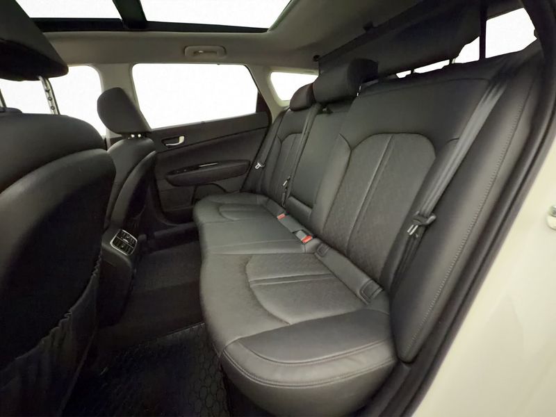 Kia Optima bild 25