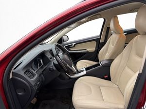 Volvo V60 bild 12