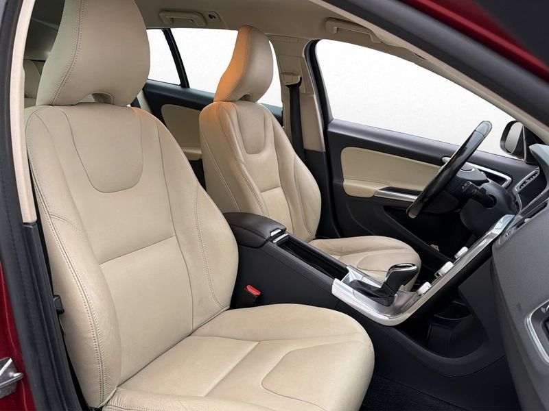 Volvo V60 bild 25