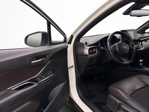 Toyota C-HR bild 13