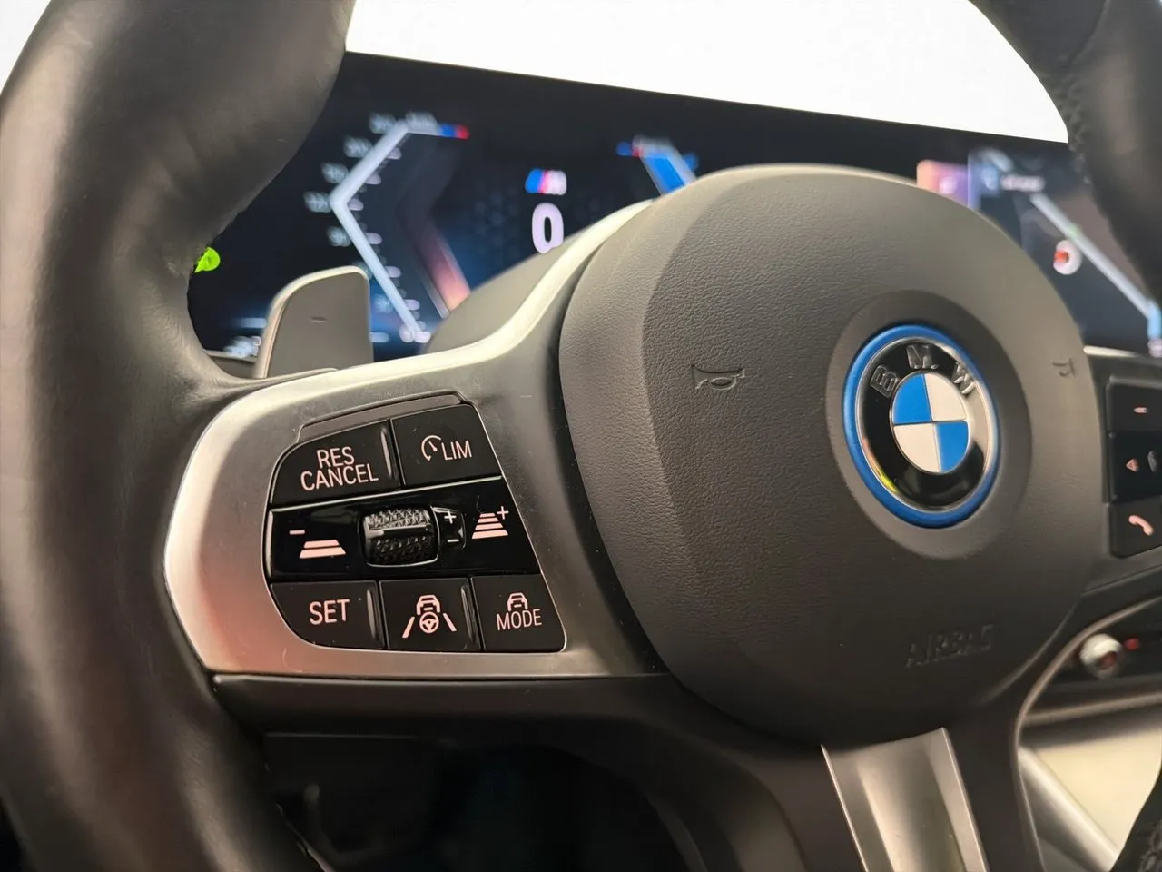 BMW 330 bild 17