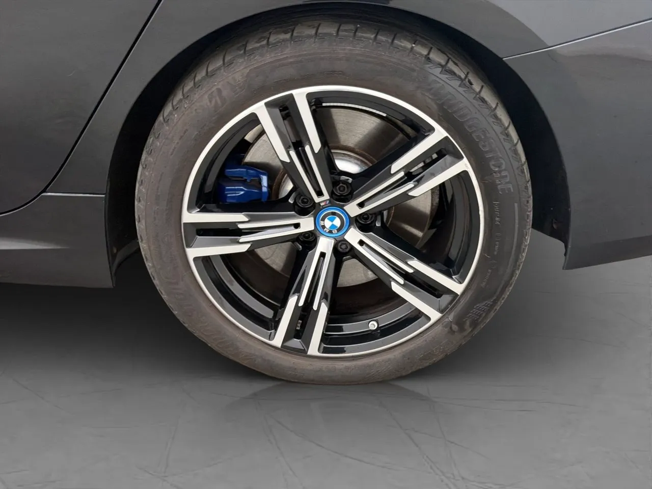 BMW 330 bild 35