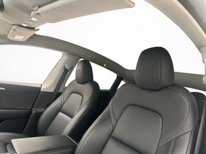 Tesla Model Y bild 13