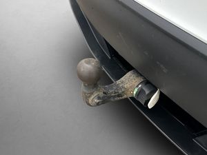 Tesla Model Y bild 10