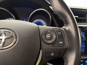 Toyota Auris bild 23
