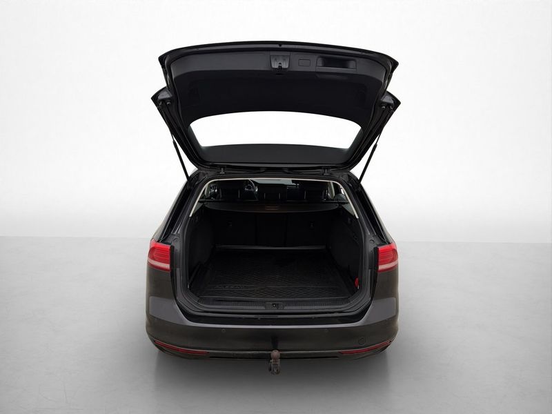 Volkswagen Passat bild 17