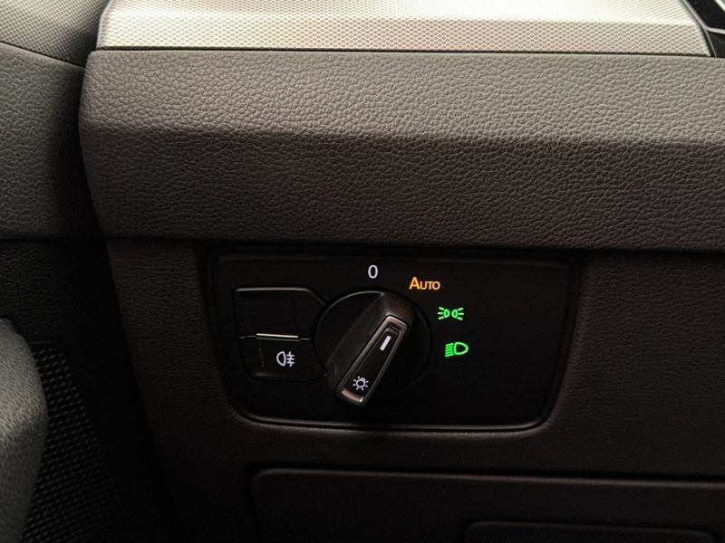 Volkswagen Passat bild 26