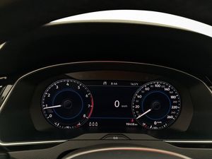 Volkswagen Passat bild 20