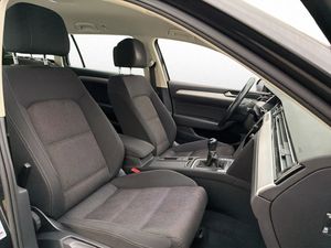Volkswagen Passat bild 14