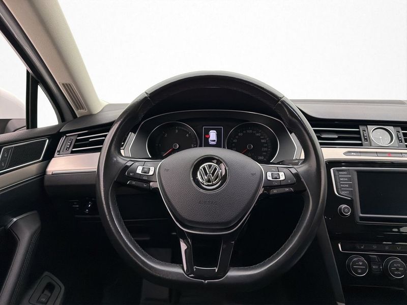 Volkswagen Passat bild 19