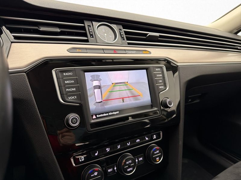 Volkswagen Passat bild 20