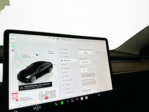 Tesla Model 3 bild 23