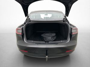 Tesla Model 3 bild 18
