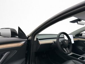 Tesla Model 3 bild 12