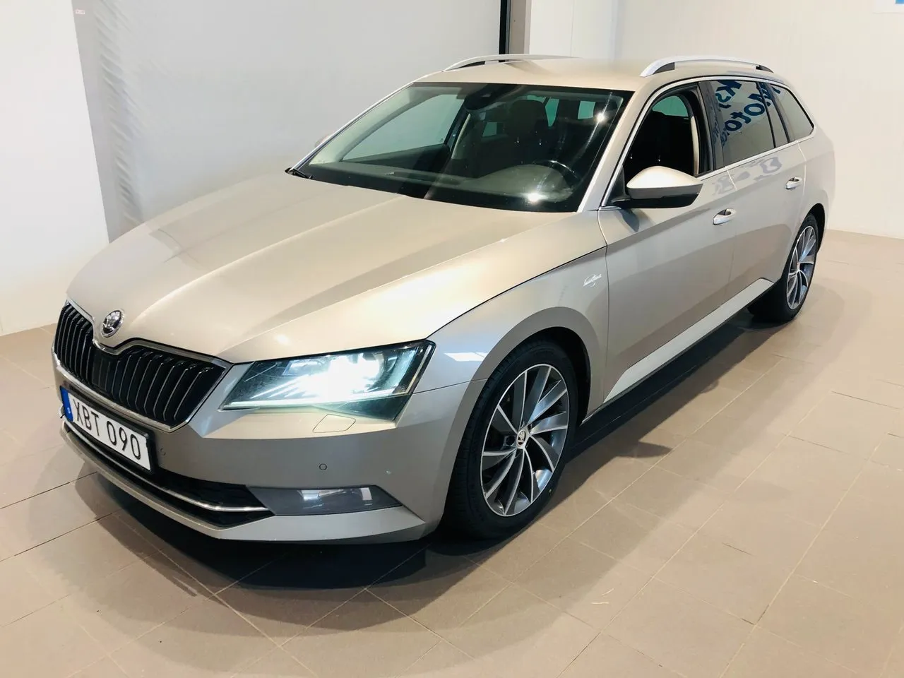 Skoda Superb bild 2