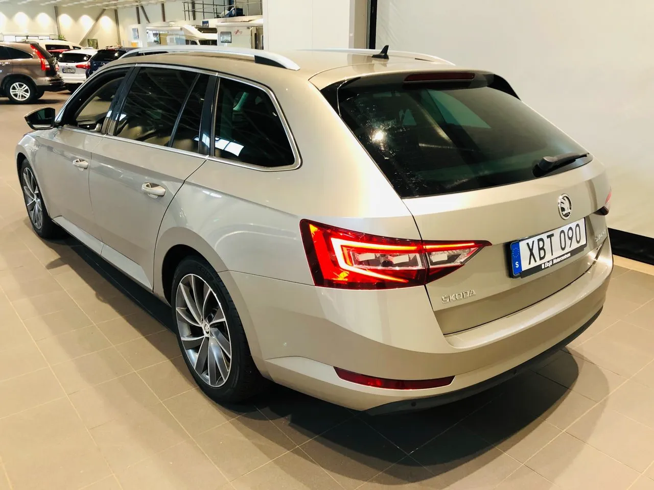 Skoda Superb bild 4