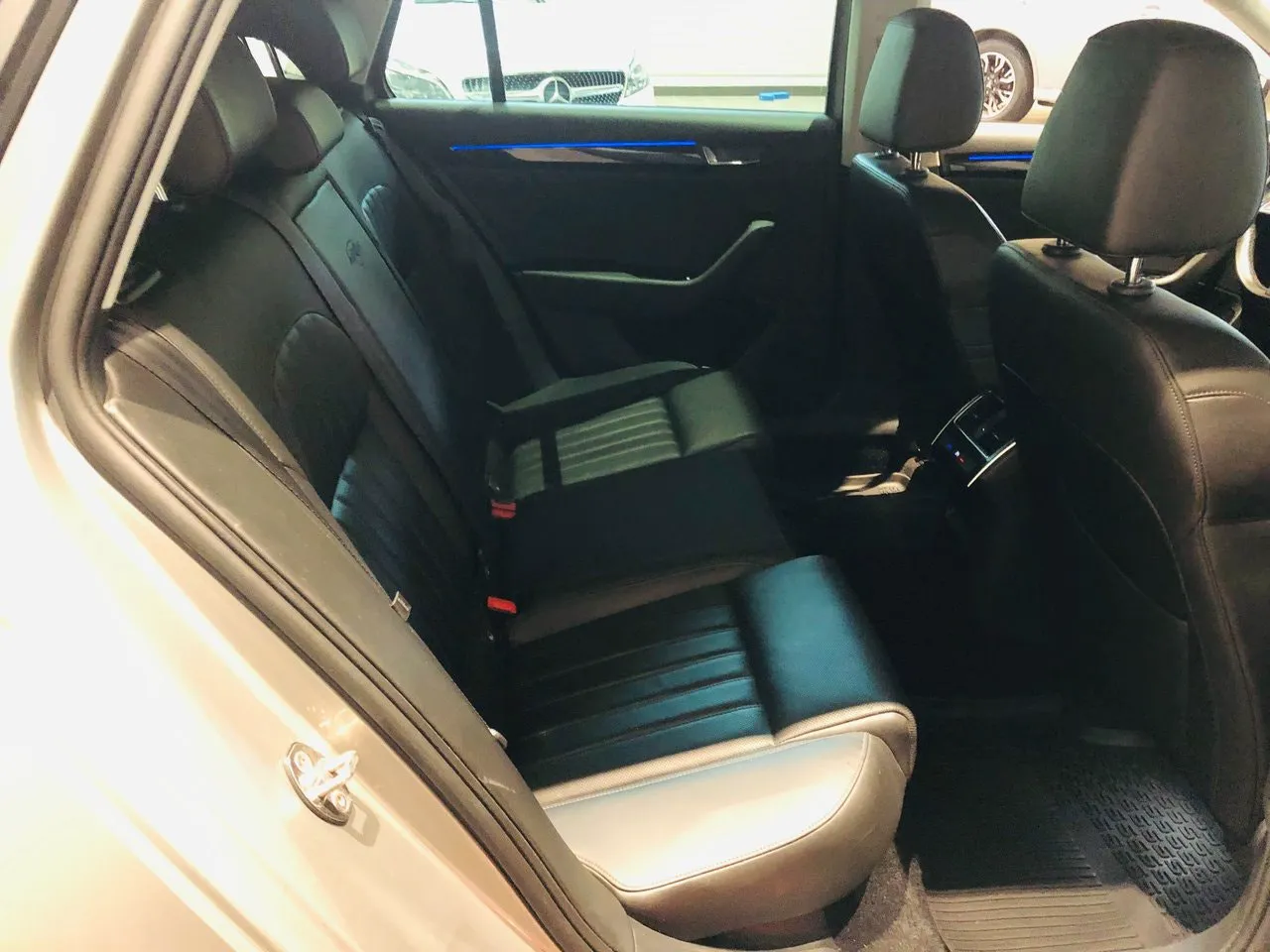 Skoda Superb bild 6