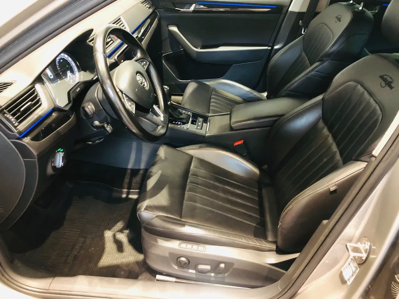 Skoda Superb bild 7