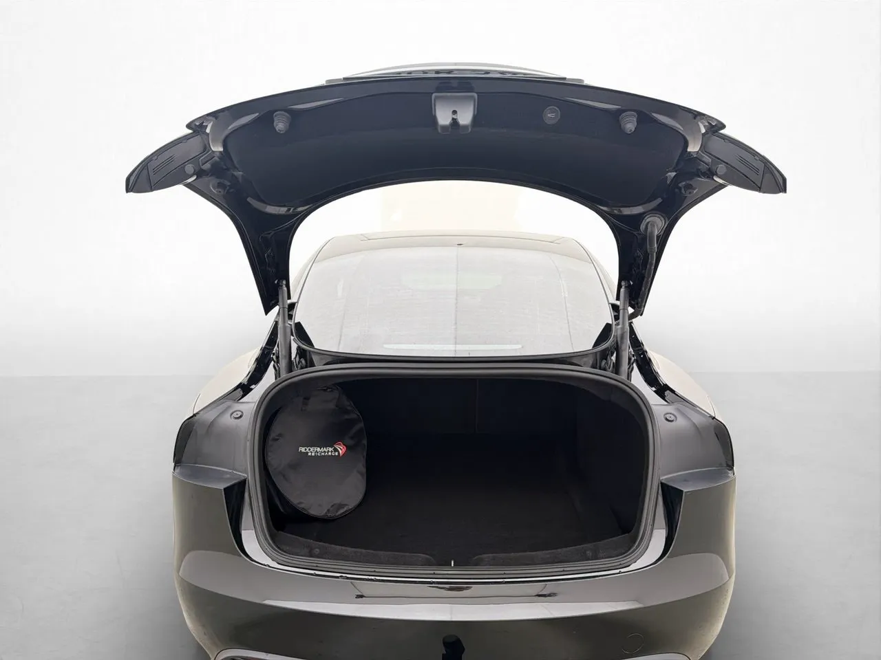 Tesla Model 3 bild 31