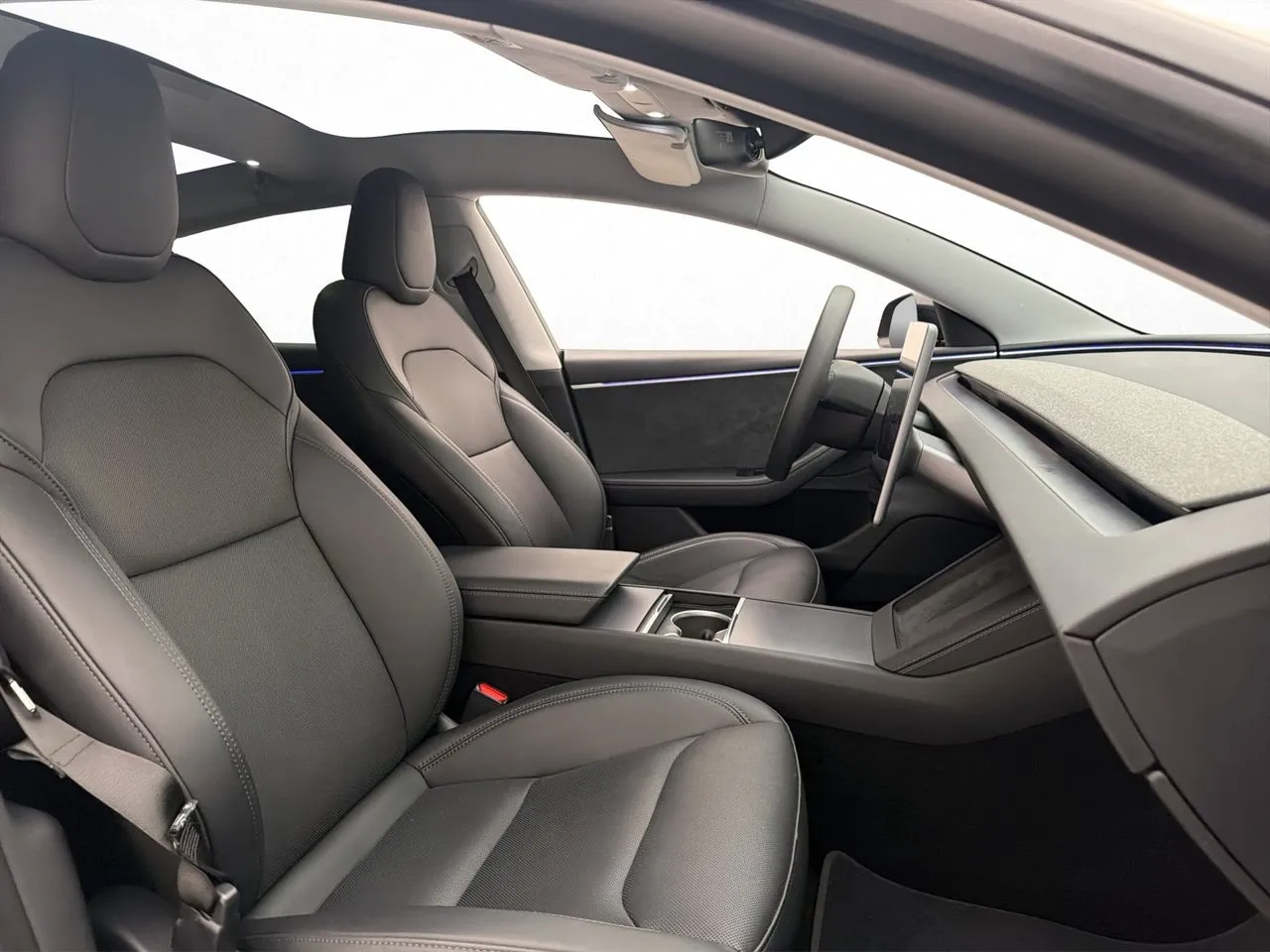 Tesla Model 3 bild 13