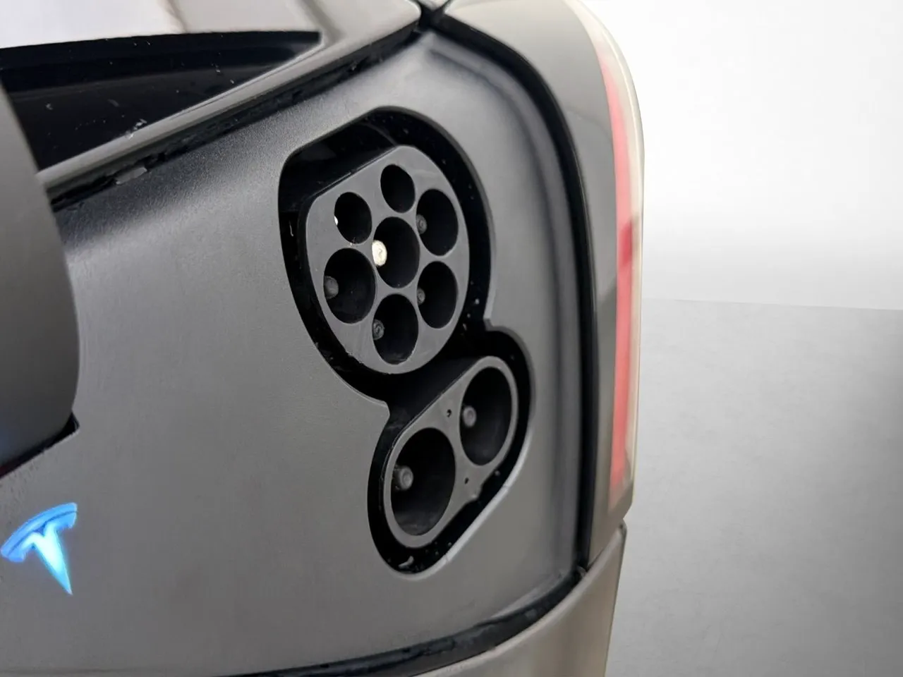 Tesla Model 3 bild 29