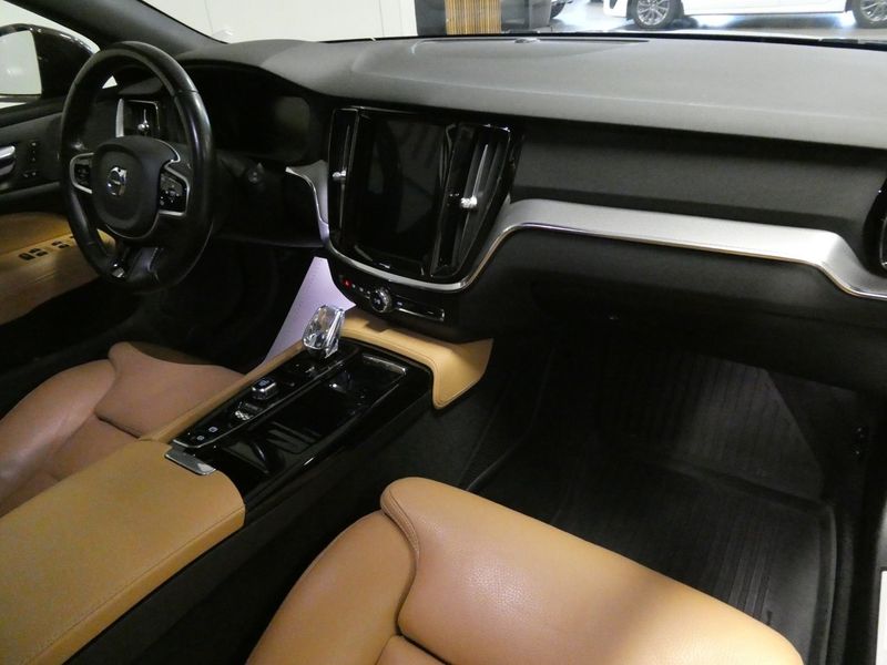Volvo V60 bild 13