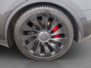 Tesla Model Y bild 35