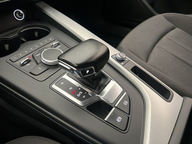 Audi A4 bild 23