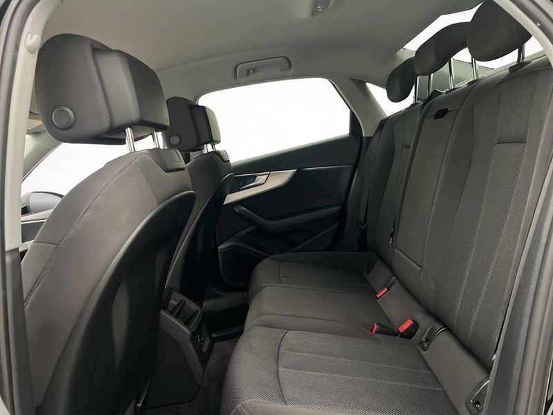 Audi A4 bild 26