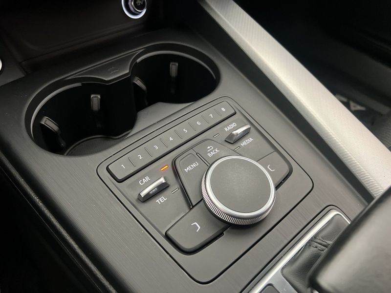 Audi A4 bild 22