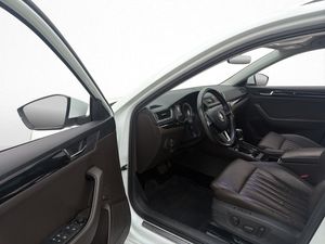 Skoda Superb bild 12