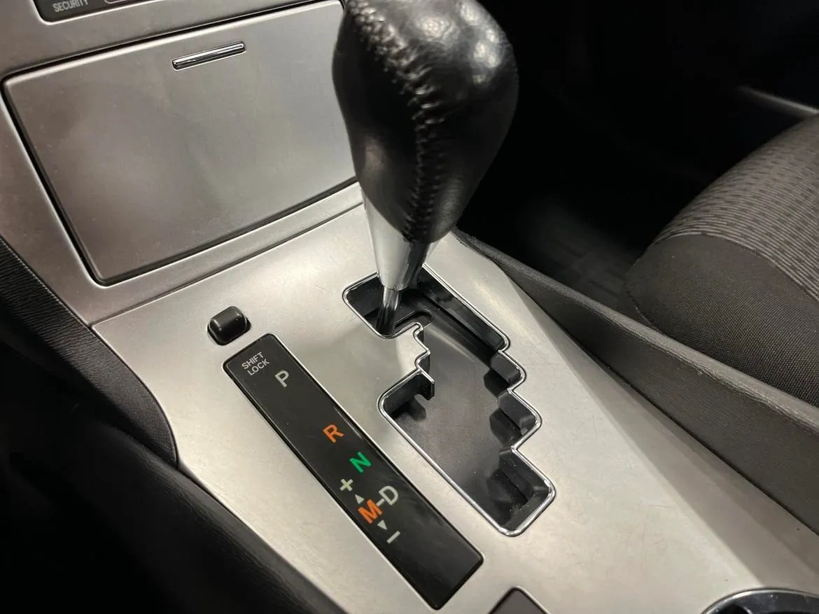Toyota Avensis bild 18