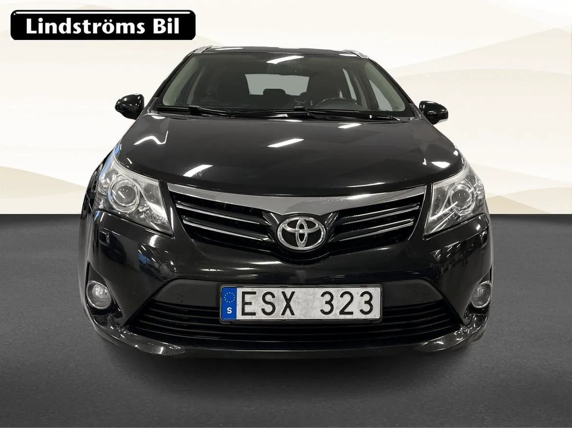 Toyota Avensis bild 9