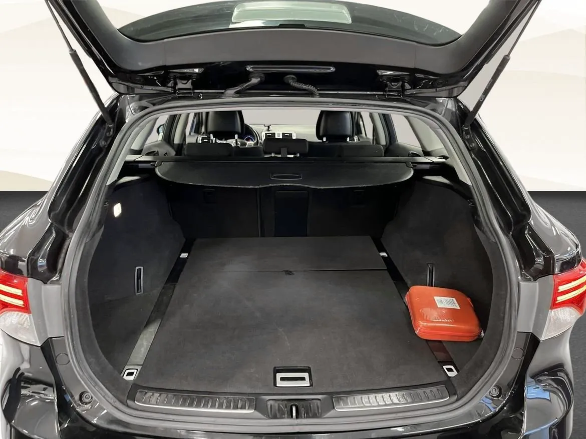 Toyota Avensis bild 13