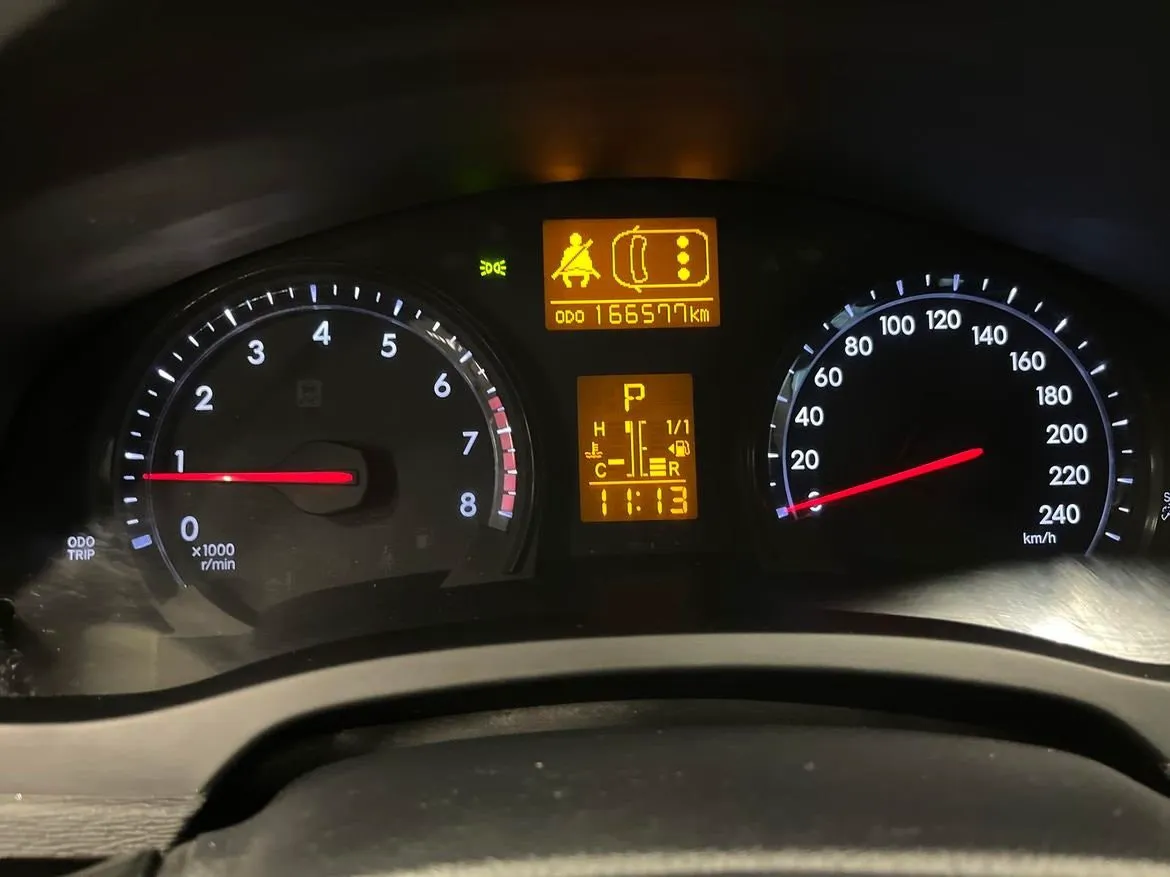Toyota Avensis bild 15
